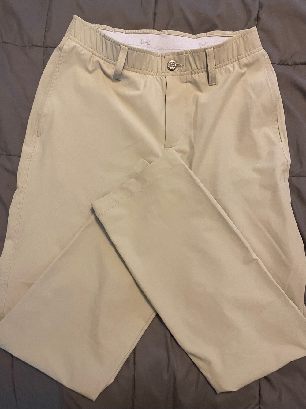 Under Armour Men's Light Khaki Performance Golf Pants size 30/30